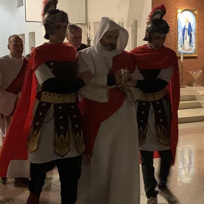 Misterium Męki Pańskiej wystawione przez parafian z Lubajn grafika