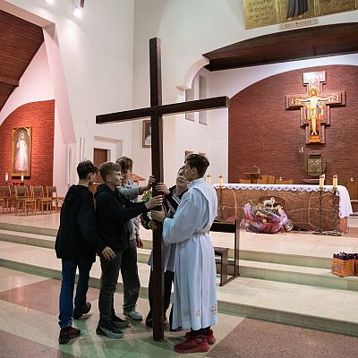 Droga Krzyżowa ulicami Parafii Św. Franciszka z Asyżu grafika