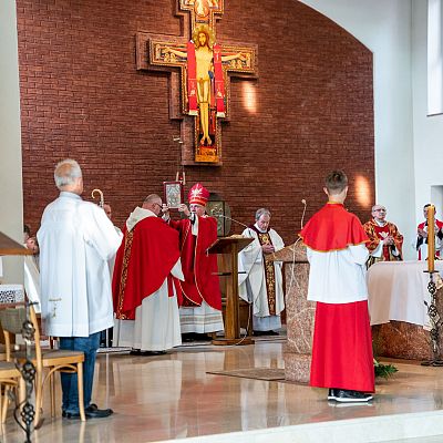 Nasz parafialny kościół stał się Wieczernikiem - Bierzmowanie 2025 grafika