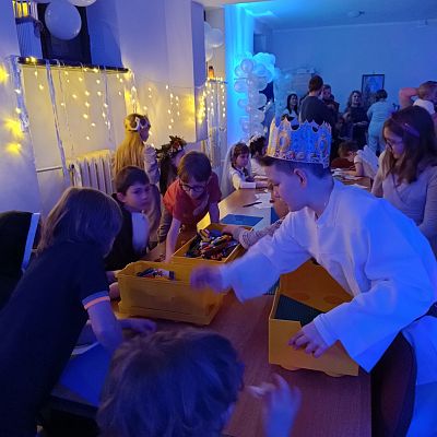 Radosny Bal Wszystkich Świętych w naszej parafii grafika