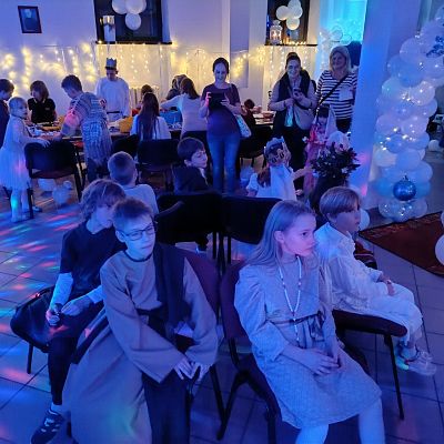 Radosny Bal Wszystkich Świętych w naszej parafii grafika