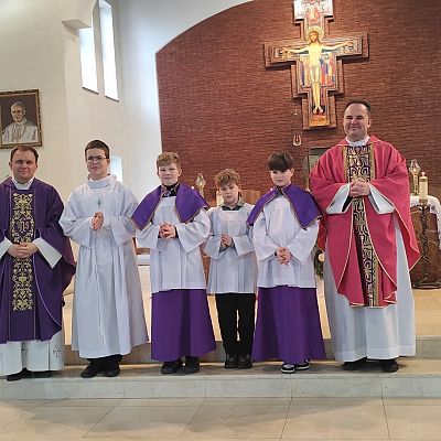 Awanse ministranckie grafika