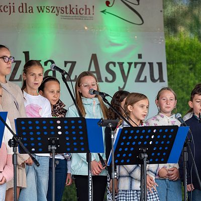 X Franciszkański Festyn Rodzinny – wspomnienie radosnego spotkania. grafika