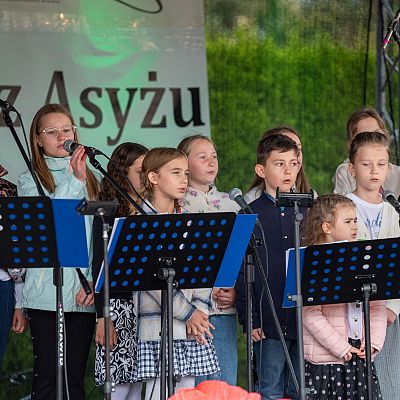 X Franciszkański Festyn Rodzinny – wspomnienie radosnego spotkania. grafika