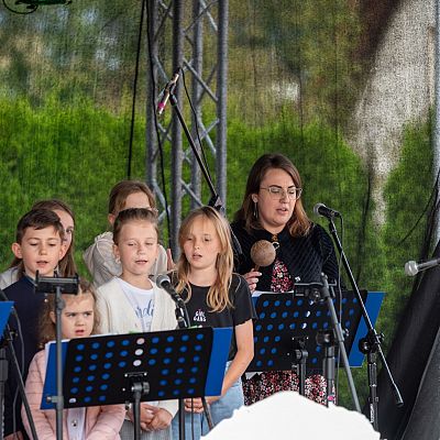 X Franciszkański Festyn Rodzinny – wspomnienie radosnego spotkania. grafika