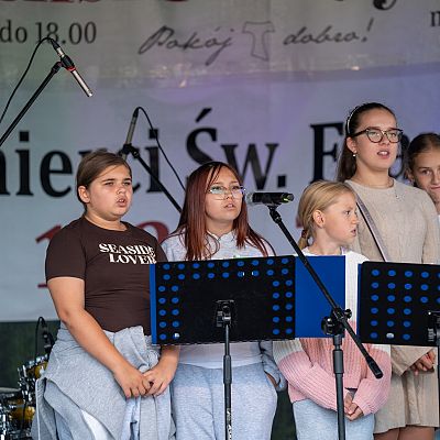 X Franciszkański Festyn Rodzinny – wspomnienie radosnego spotkania. grafika