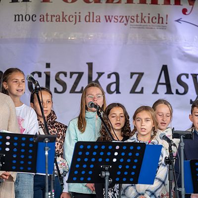 X Franciszkański Festyn Rodzinny – wspomnienie radosnego spotkania. grafika