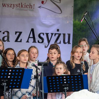 X Franciszkański Festyn Rodzinny – wspomnienie radosnego spotkania. grafika