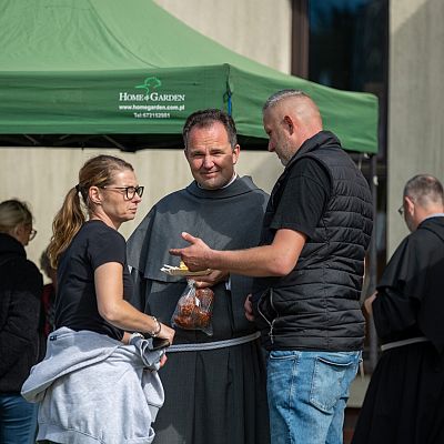 X Franciszkański Festyn Rodzinny – wspomnienie radosnego spotkania. grafika