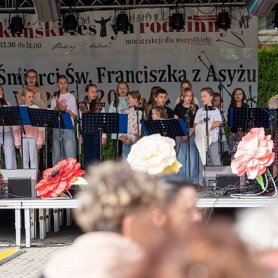 X Franciszkański Festyn Rodzinny – wspomnienie radosnego spotkania. grafika