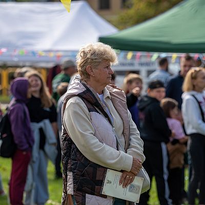 X Franciszkański Festyn Rodzinny – wspomnienie radosnego spotkania. grafika