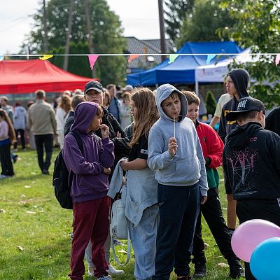 X Franciszkański Festyn Rodzinny – wspomnienie radosnego spotkania. grafika