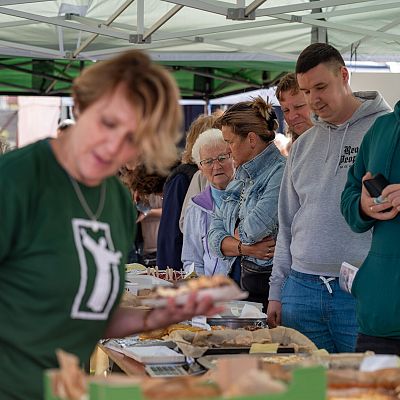 X Franciszkański Festyn Rodzinny – wspomnienie radosnego spotkania. grafika