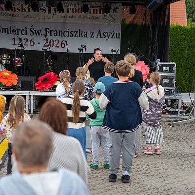 X Franciszkański Festyn Rodzinny – wspomnienie radosnego spotkania. grafika