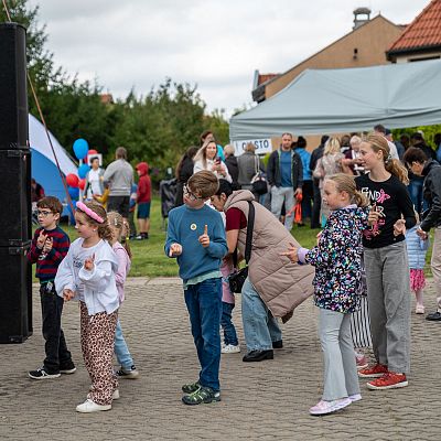 X Franciszkański Festyn Rodzinny – wspomnienie radosnego spotkania. grafika