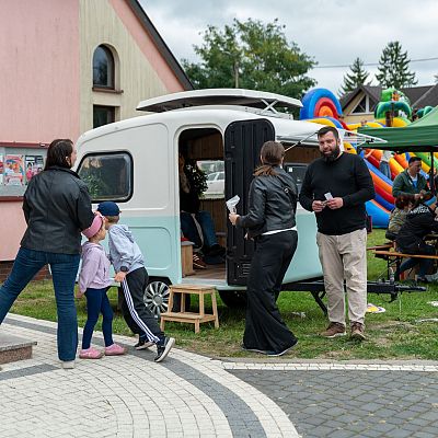 X Franciszkański Festyn Rodzinny – wspomnienie radosnego spotkania. grafika