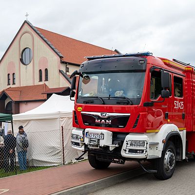 X Franciszkański Festyn Rodzinny – wspomnienie radosnego spotkania. grafika