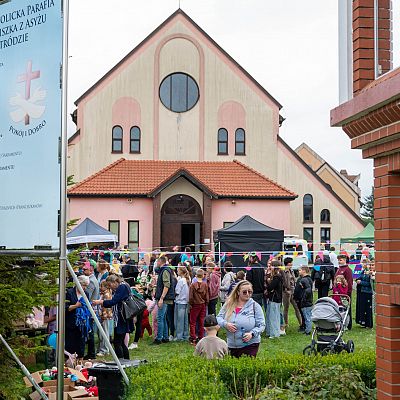 X Franciszkański Festyn Rodzinny – wspomnienie radosnego spotkania. grafika