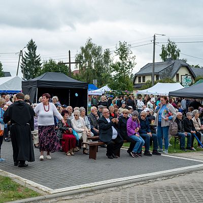 X Franciszkański Festyn Rodzinny – wspomnienie radosnego spotkania. grafika