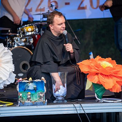 X Franciszkański Festyn Rodzinny – wspomnienie radosnego spotkania. grafika