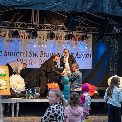 X Franciszkański Festyn Rodzinny – wspomnienie radosnego spotkania. grafika