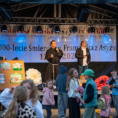 X Franciszkański Festyn Rodzinny – wspomnienie radosnego spotkania. grafika