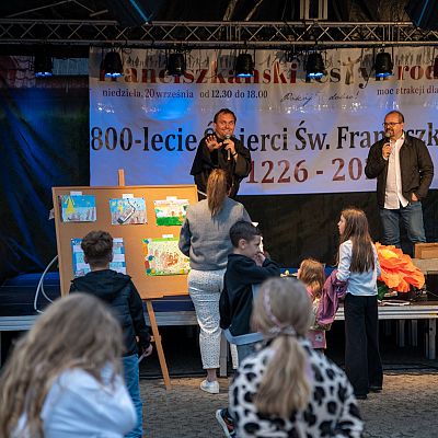 X Franciszkański Festyn Rodzinny – wspomnienie radosnego spotkania. grafika