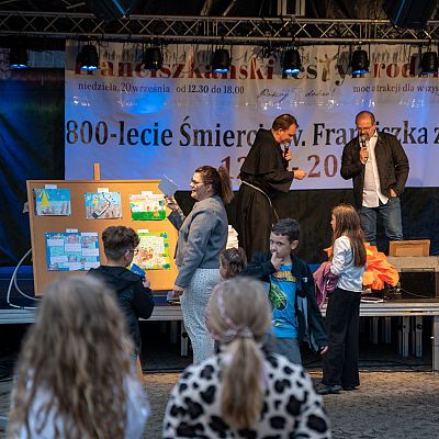 X Franciszkański Festyn Rodzinny – wspomnienie radosnego spotkania. grafika