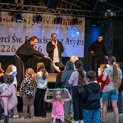 X Franciszkański Festyn Rodzinny – wspomnienie radosnego spotkania. grafika