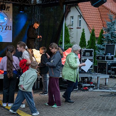 X Franciszkański Festyn Rodzinny – wspomnienie radosnego spotkania. grafika